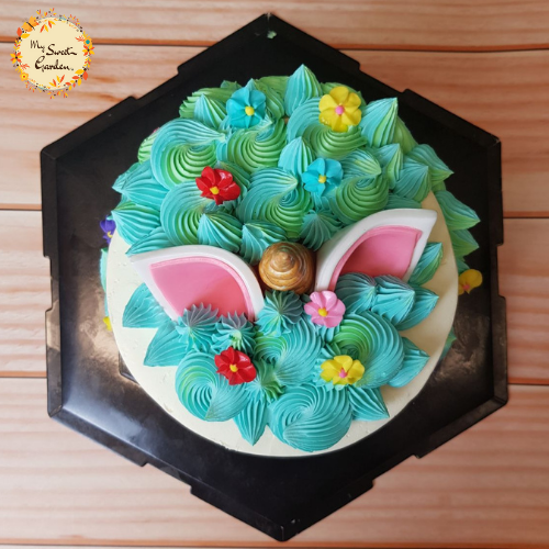 Rose Unicorn Artistic Cake