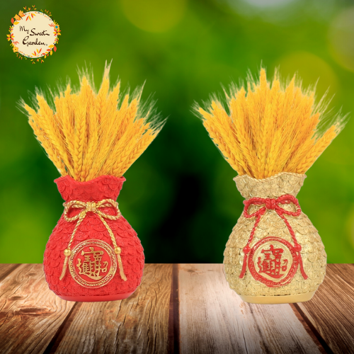Pouch Figurine with Real Wheat Decoration