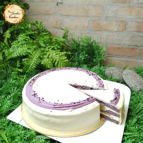 Honey Sweet Potato Latte Black Sesame Cake