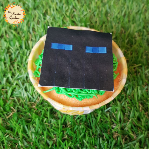 Minecraft Digital Printed Cupcake