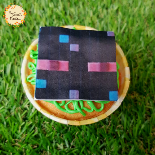 Minecraft Digital Printed Cupcake