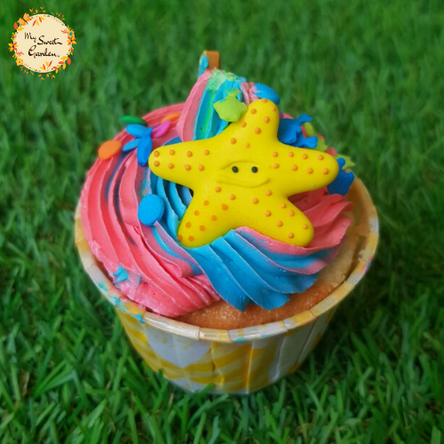 Yellow Starfish Artistic Cupcake B