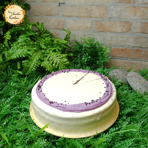 Honey Sweet Potato Latte Black Sesame Cake
