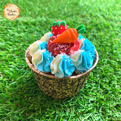 Sugary Carrot Artistic Cupcake