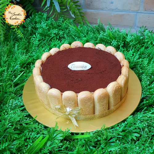 Tiramisu Mousse Cake