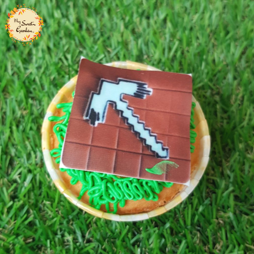 Minecraft Digital Printed Cupcake