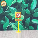 Road Signs Themed Plastic Topper