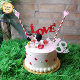 DIY Love Themed Cake Base B