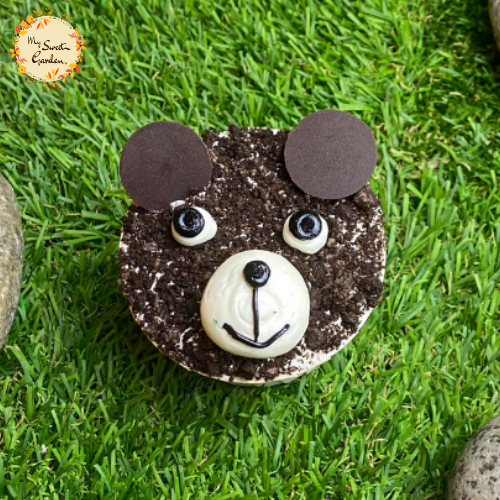 Choc Bear Artistic Cupcake