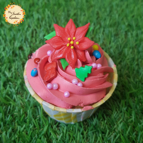 Floral Christmas Artistic Cupcake A