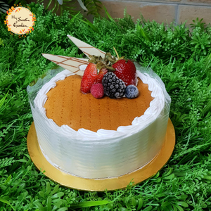 Japanese Cotton Chiffon Cheesecake with Fresh Berries