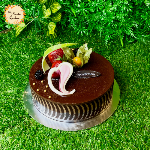 Chocolate Hazelnut Mousse Ganache with Berries