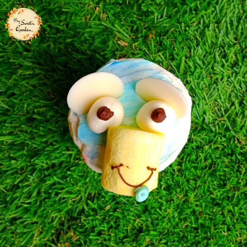 Marshmallow Elephant Artistic Cupcake