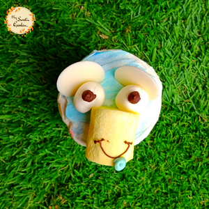 Marshmallow Elephant Artistic Cupcake