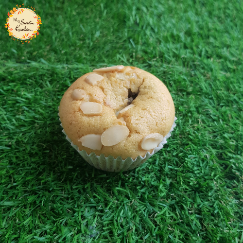 Petit Blueberry Muffin