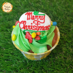 Merry Christmas Artistic Cupcake