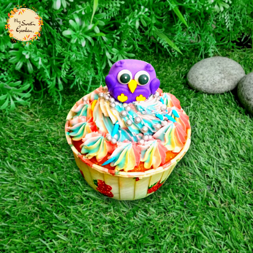 Owl Mountain Top Artistic Cupcake