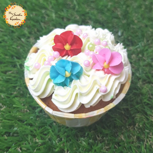 Flowers Artistic Cupcake