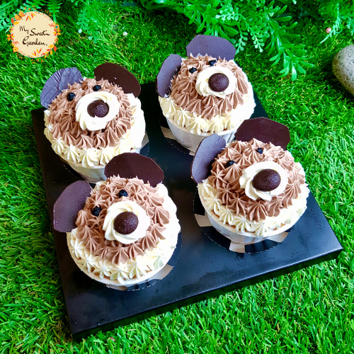 Doggy Artistic Cupcake