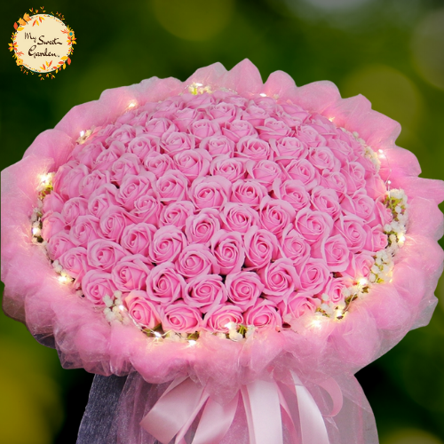 99pcs Pink Soap Rose & Baby Breath Bouquet