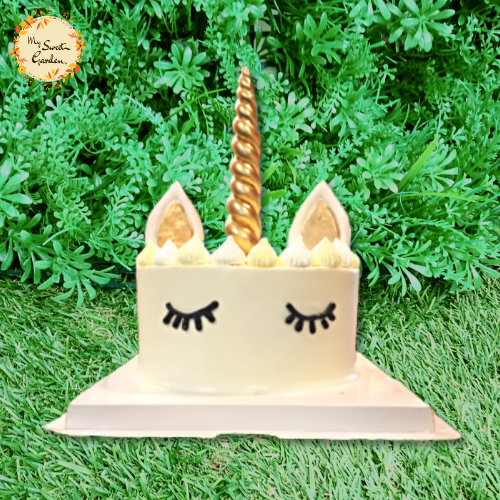 DIY Unicorn Cake