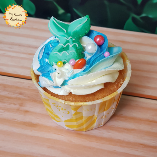 Mermaid Tail Swirl Artistic Cupcake B