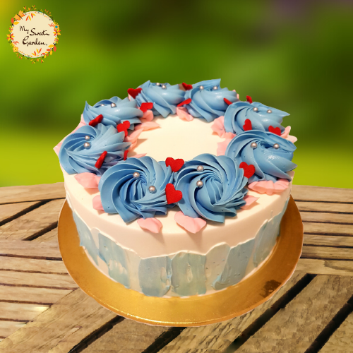 Fence of Roses Artistic Cake